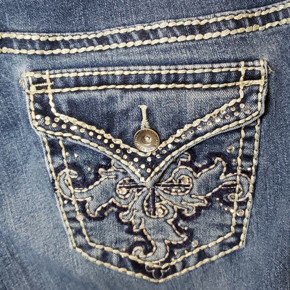 Nine West Women's Boot Cut Blue Jeans. Size 10 - Picture 6 of 16